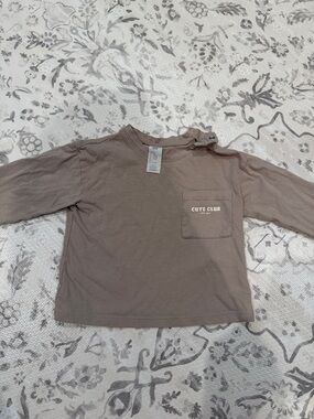 Cute Club Long-Sleeve Pocket Tee - Taupe